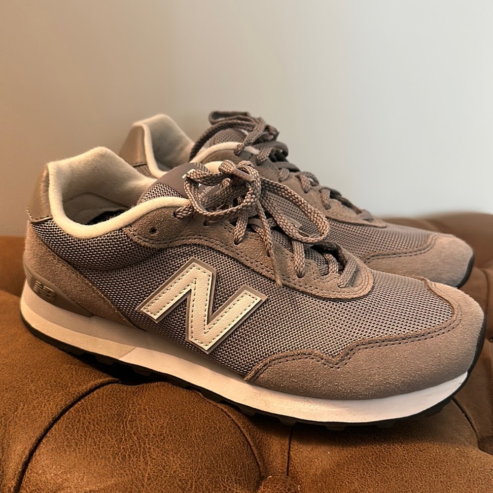 515 Grey New Balance shoes in light condition!